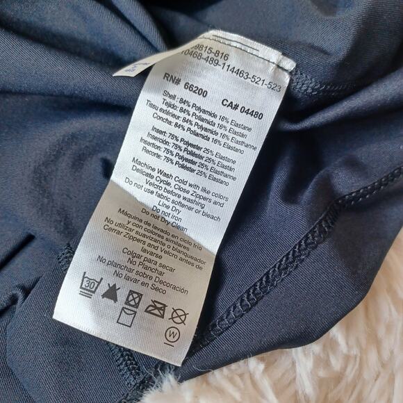 Asics INNER MUSCLE Motion Support Women Compression Top Short Sleeve Black S - Picture 8 of 8